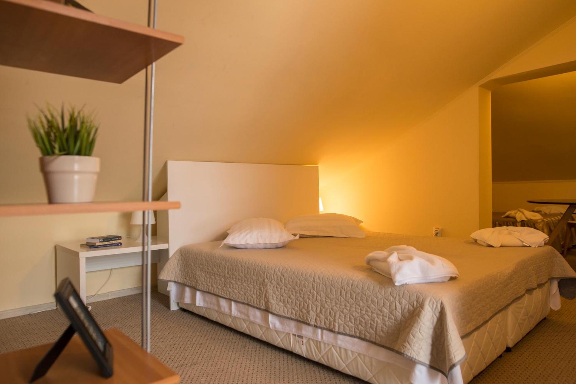 Pensiunea 4 Salcii Băltenii de Sus 部屋 写真